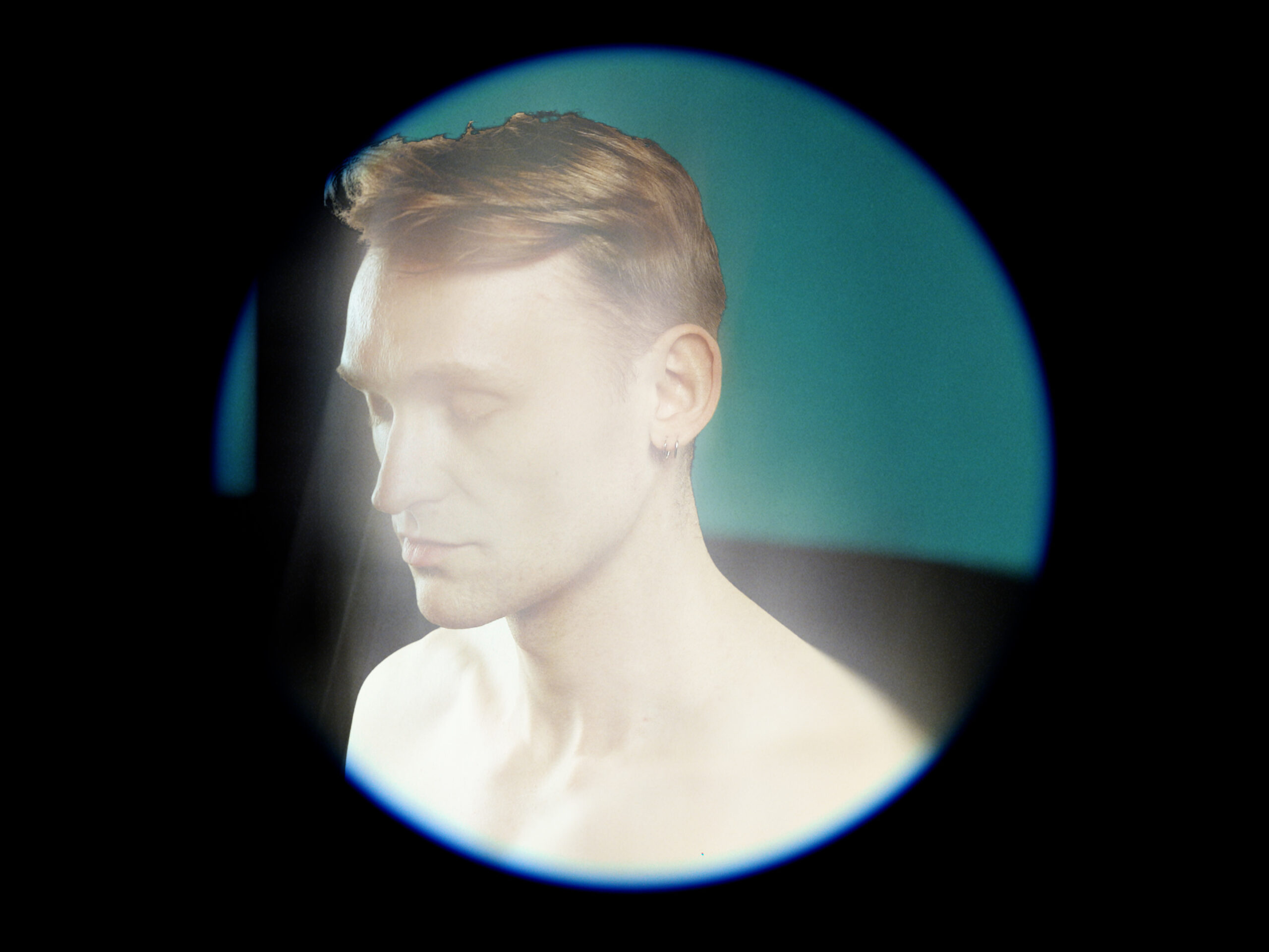 Saint-George-Feed-You-Music-Video-Stills_011
